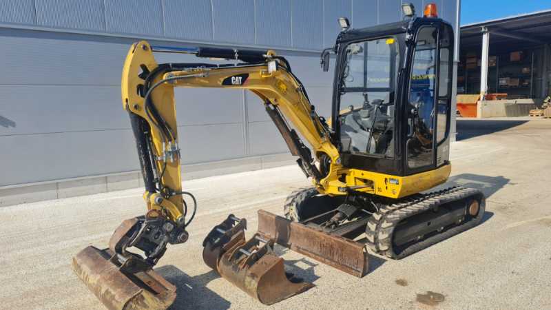 OmecoHub - CATERPILLAR 302.7DCR